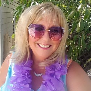 Meet your Posher, Donna